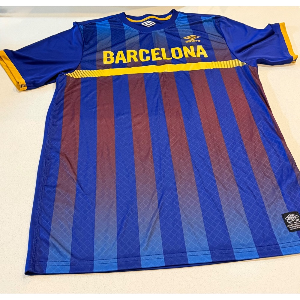 Umbro Barcelona Soccer Jersey Men's Blue Yellow‎ Stripe Short Sleeve Size M